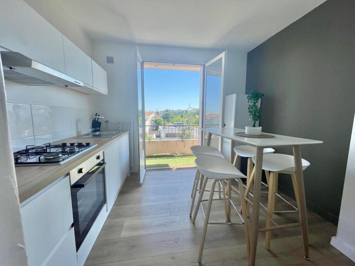 Happy Sejour Sainte Foy Apartment Lyon Bagian luar foto